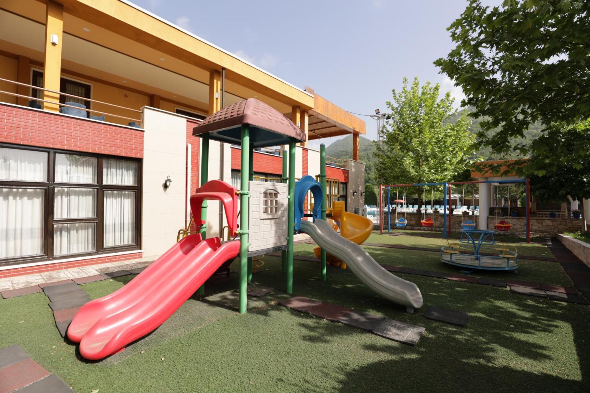 Mema Resort Mirash Екстериор снимка