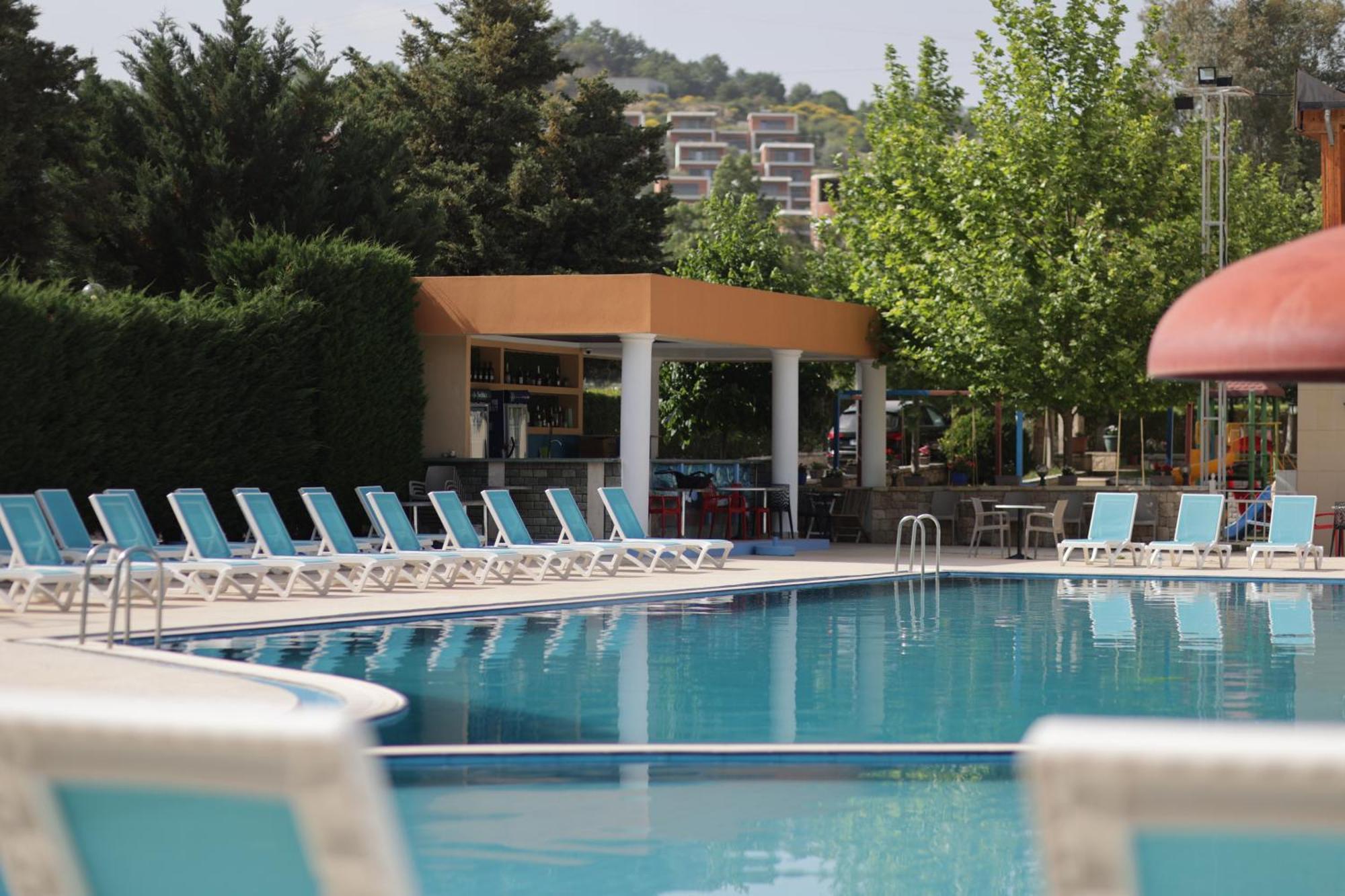 Mema Resort Mirash Екстериор снимка