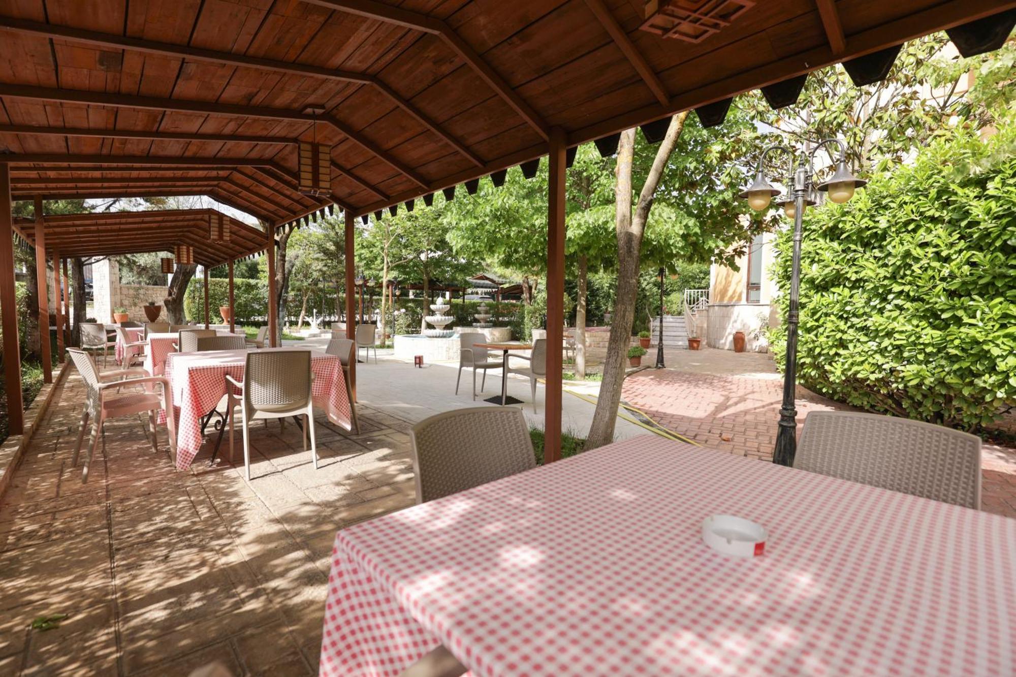 Mema Resort Mirash Екстериор снимка